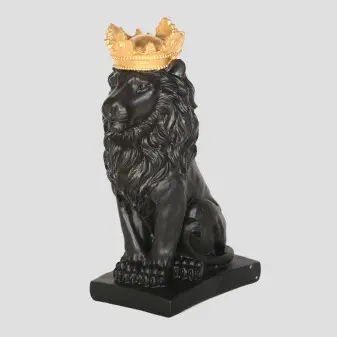 lion statue