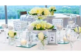 Centerpieces as Stunning Home Decorations