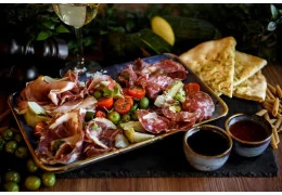 Enrich Your Ramadan Celebrations with Gourmet Charcuterie Boards